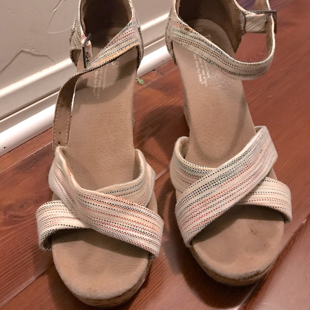 Toms wedge platform sandals
